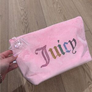 Juicy Couture Light Pink Makeup Pouch.